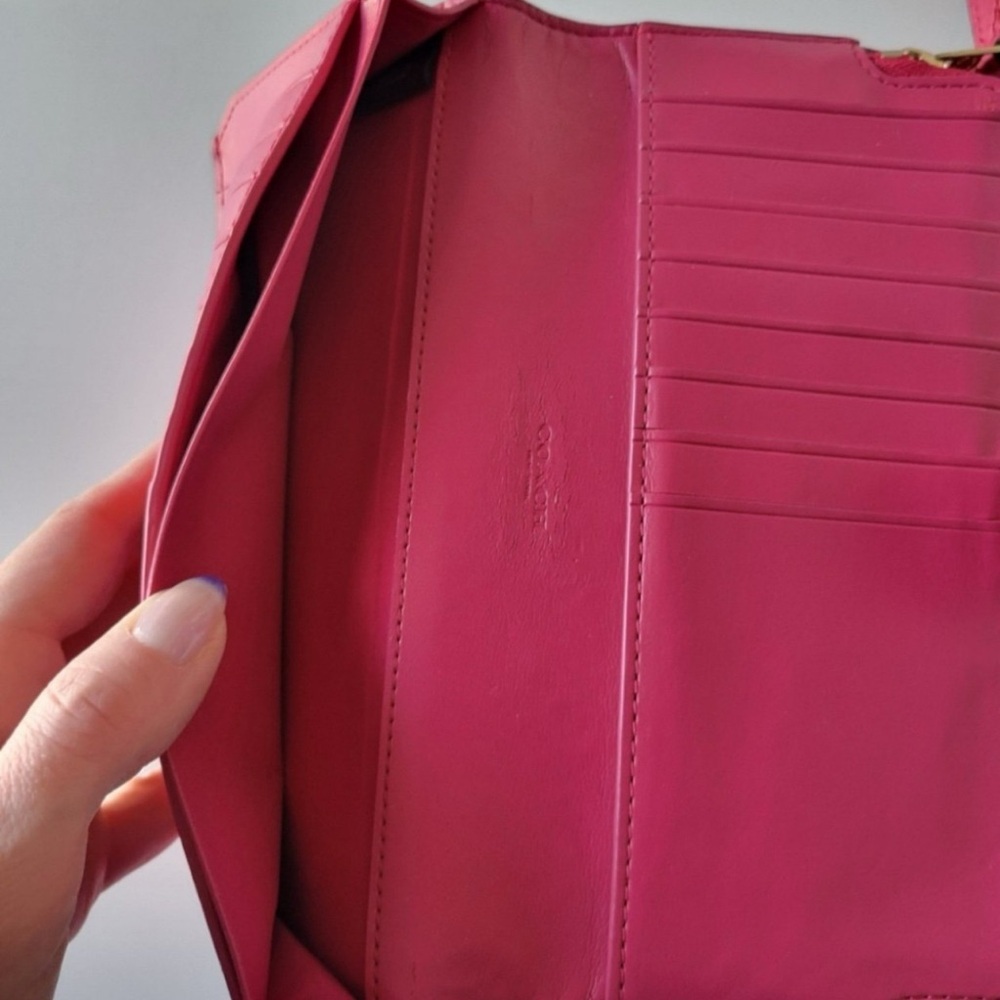 COACH Slim Wallet In PINK Smooth Calf Leather w GOLD Hardware - Picture 7 of 7